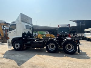 HINO FM 344แรงม้า รถบรรทุก 10ล้อ หัวลาก เฉพาะหัว ปี2016