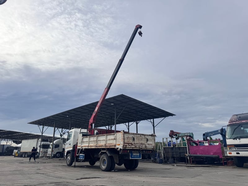 HINO FC 155แรงม้า รถบรรทุก 6ล้อ กระบะเหล็กติดเครน ปี2020