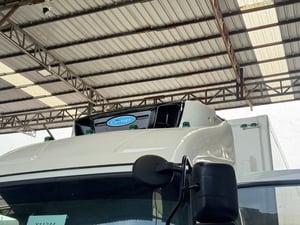 HINO FL 260แรงม้า รถบรรทุก 10ล้อ ตู้เย็น ปี2017