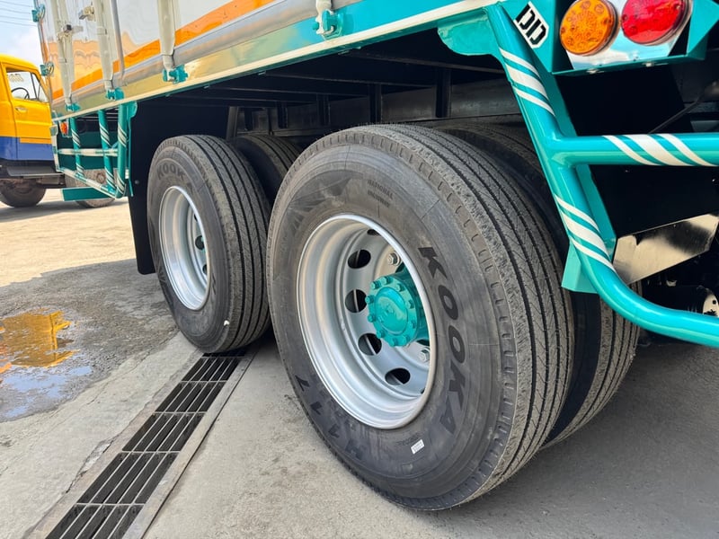 HINO FL 260แรงม้า รถบรรทุก 10ล้อ ตู้แห้ง ปี2017 HINO FL 260แรงม้า รถบรรทุก 10ล้อ ตู้แห้ง ปี2017