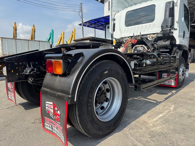 ISUZU FTR 240แรงม้า รถบรรทุก 6ล้อ หัวลาก เฉพาะหัว ปี2021