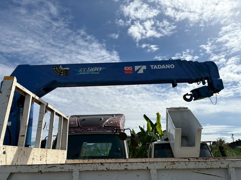 หกล้อเครน 5 ตัน ISUZU FTR240 ปี62