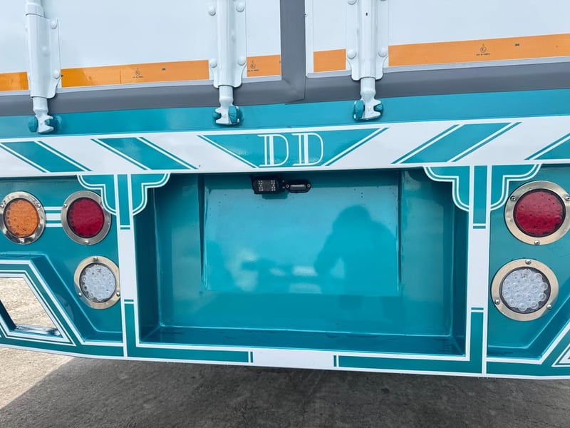 ISUZU FRR 190แรงม้า รถบรรทุก 6ล้อ ตู้แห้ง ปี2019