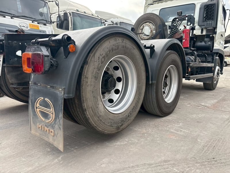 HINO FG 260แรงม้า รถบรรทุก 6ล้อ หัวลาก เฉพาะหัว ปี2022