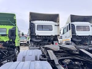 NISSAN UD GWE 390แรงม้า รถบรรทุก หัวลาก 10ล้อ หัวลาก เฉพาะหัว ปี2020