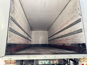 HINO FL 260แรงม้า รถบรรทุก 10ล้อ ตู้แห้ง ปี2017