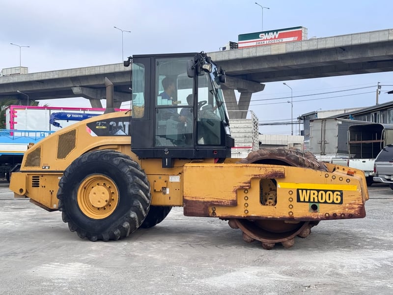 รถบดถนน CAT CP76 ปี64