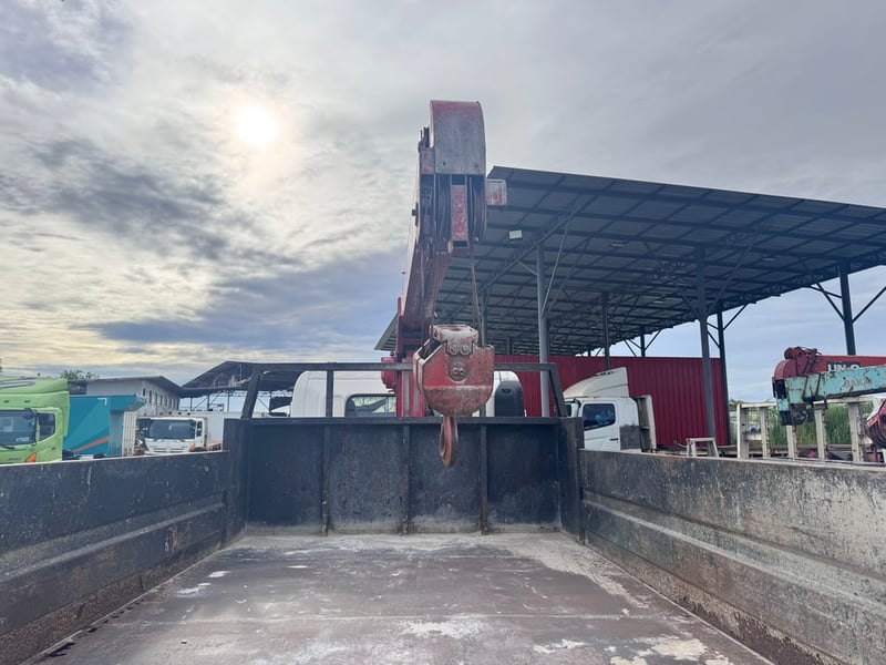 HINO FC 155แรงม้า รถบรรทุก 6ล้อ กระบะเหล็กติดเครน ปี2020