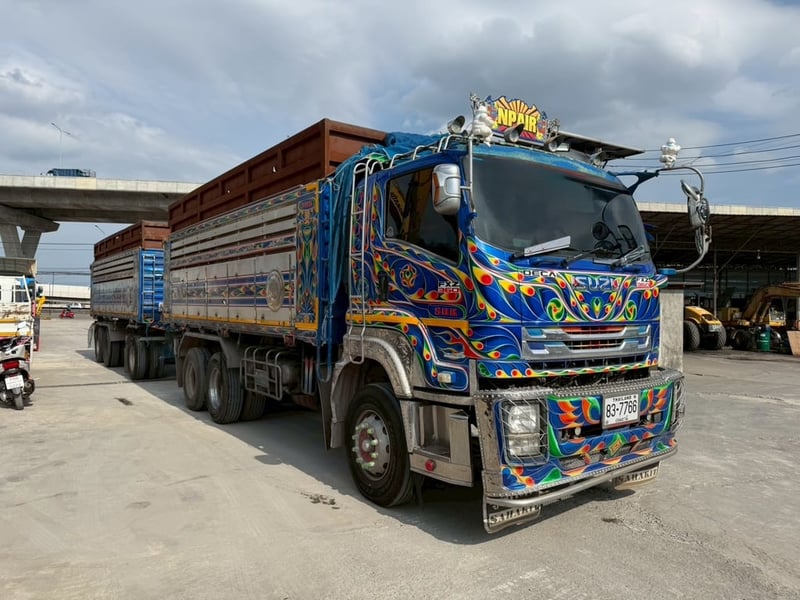 ISUZU FXZ 360แรงม้า รถบรรทุก 10ล้อ พ่วงแม่ลูก ปี2018 ISUZU FXZ 360แรงม้า รถบรรทุก 10ล้อ พ่วงแม่ลูก ปี2018