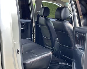 Toyota HiluxVigo 2.5 E prerunner 4 ประตู