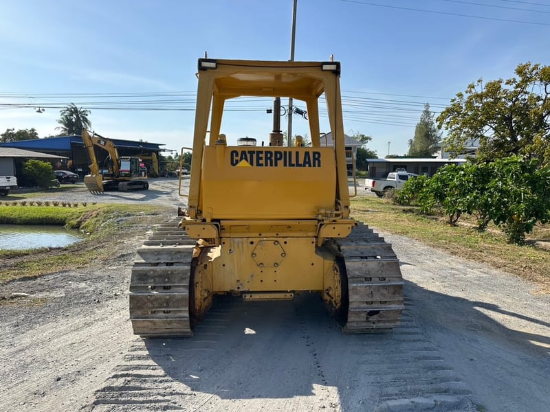 CAT. D6D. สภาพเก่านอก 2 ปี เกียร์ ทอร์ โซ่นำ้มัน 880,000 เครื่องดี เกียร์แรง ระเลี้ยวแรง เอกสาร อินวอย รถอยู่นครปฐม โทร 0626426323 CAT. D6D. สภาพเก่านอก 2 ปี เกียร์ ทอร์ โซ่นำ้มัน 880,000 เครื่องดี เกียร์แรง ระเลี้ยวแรง เอกสาร อินวอย รถอยู่นครปฐม โทร 0626426323