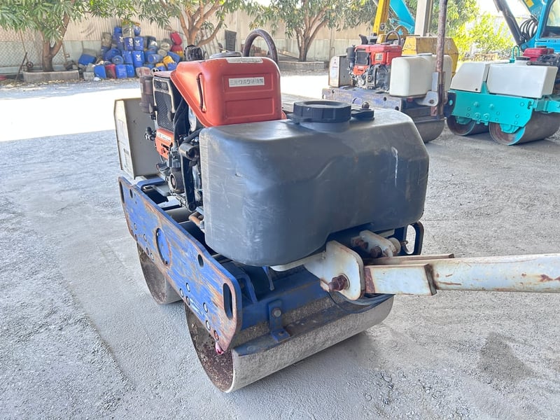 รถบดเดินตาม TACOM TMR55KDS  เก่านอกนำเข้า  ติดต่อ Line  jiraroj2909