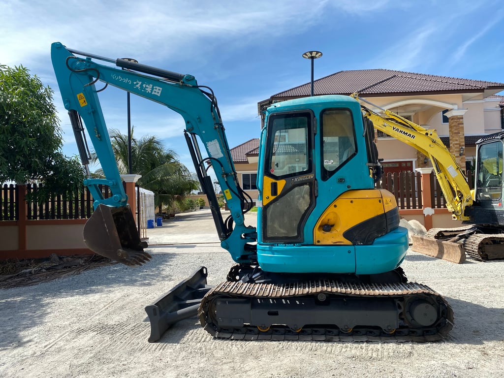รถแบคโฮ  KUBOTA  KX161-3SZ ขนาด 5 ตัน รถเก่านอกนำเข้า ติดต่อ Line jiraroj2909