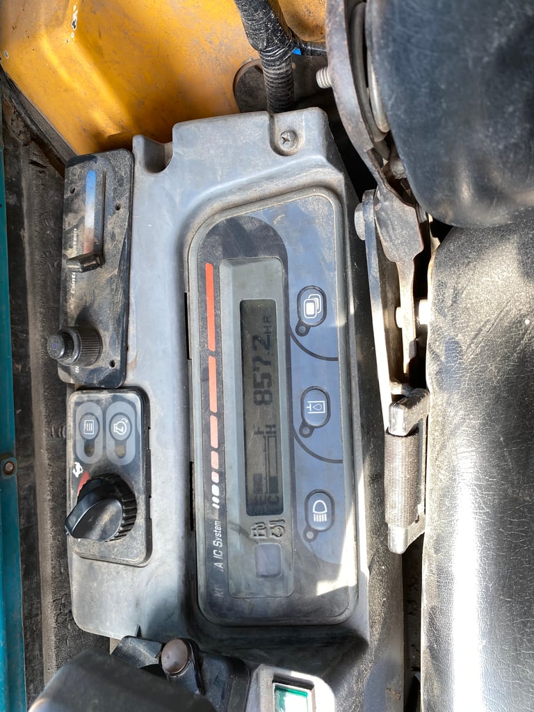 รถแบคโฮ  KUBOTA  KX161-3SZ ขนาด 5ตัน รถเก่านอกนำเข้า ติดต่อ Line jiraroj2909