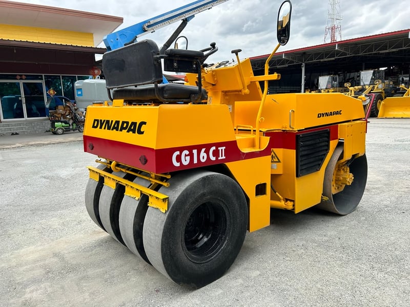 รถบด DYNAPAC CG16C II ขนาด 3.5ตัน รถเก่านอกนำเข้า ติดต่อ Line jiraroj2909 รถบด DYNAPAC CG16C II ขนาด 3.5ตัน รถเก่านอกนำเข้า ติดต่อ Line jiraroj2909