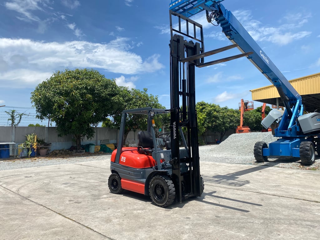 รถฟอร์คลิฟท์ TOYOTA 6FD25 ยก 2.5 ตัน เสาสูง 3เมตร เกียร์ออโต้ รถเก่านอก ติดต่อ Line jiraroj2909 รถฟอร์คลิฟท์ TOYOTA 6FD25 ยก 2.5 ตัน เสาสูง 3เมตร เกียร์ออโต้ รถเก่านอก ติดต่อ Line jiraroj2909