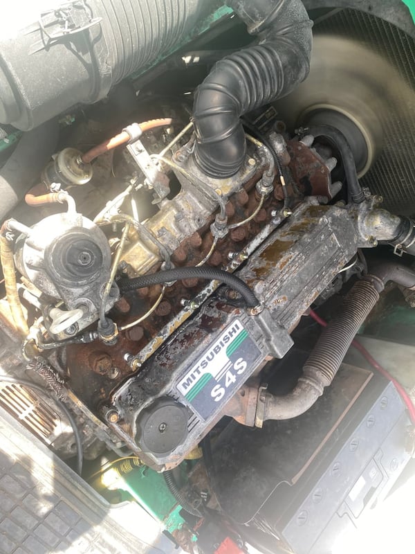 รถฟอร์คลิฟท์ MITSUBISHI FD30NT ยก 3ตัน เสาสูง 4เมตร งาสไลด์ ติดต่อ Line jiraroj2909