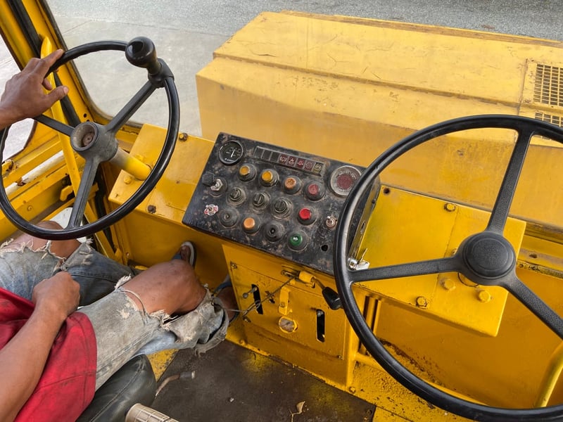 รถบดล้อเหล็ก BOMAG  BW141AD ขนาด 7 ตัน   รถเก่านอกนำเข้า ติดต่อ  Line jiraroj2909