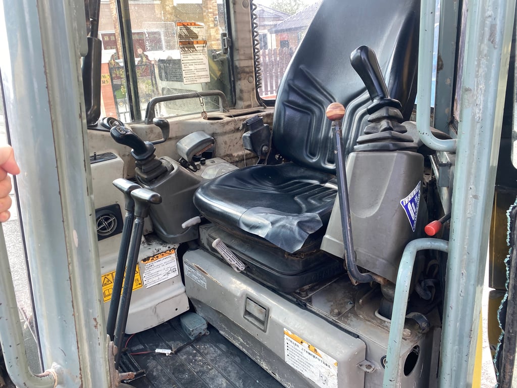 รถแบคโฮ YANMAR  VIO55-5A  ขนาด 5 ตัน  รถเก่านอกนำเข้า ติดต่อ  Line jiraroj2909