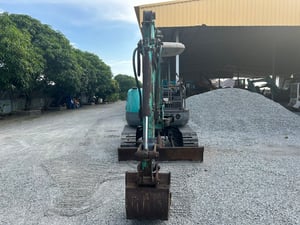 รถแบคโฮ KOBELCO SK30SR ขนาด 3 ตัน รถเก่านอกนำเข้า ติดต่อ Line: jiraroj2909