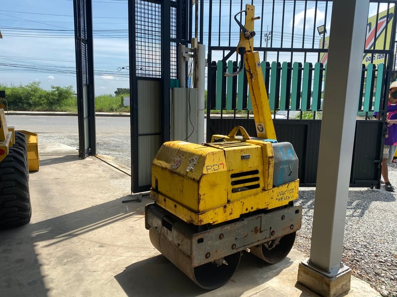 รถบดเดินตาม WACKER NEUSON RD7H-S เก่านอกนำเข้า ติดต่อ Line jiraroj2909 รถบดเดินตาม WACKER NEUSON RD7H-S เก่านอกนำเข้า ติดต่อ Line jiraroj2909
