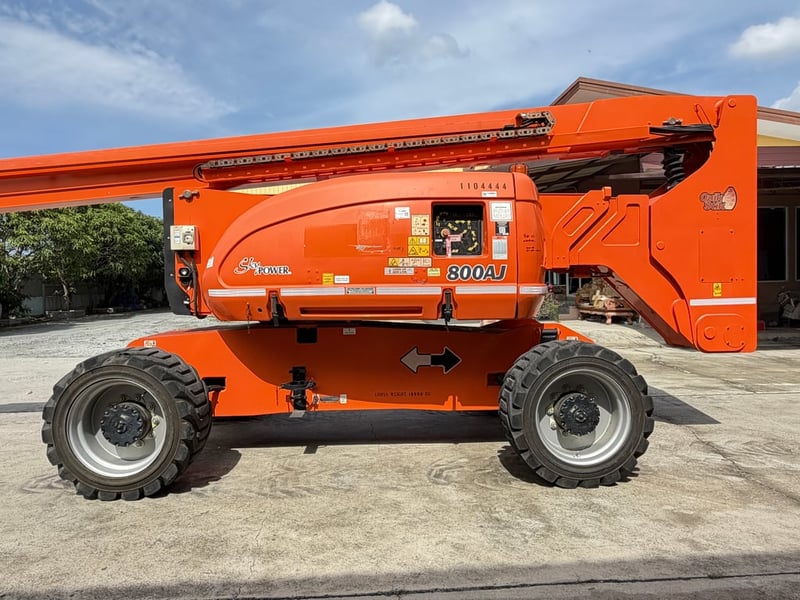 ขายรถกระเช้าบูม JLG 800AJ ความสูง 24.4 เมตร รถเก่านอก ติดต่อ Line jiraroj2909 ขายรถกระเช้าบูม JLG 800AJ ความสูง 24.4 เมตร รถเก่านอก ติดต่อ Line jiraroj2909