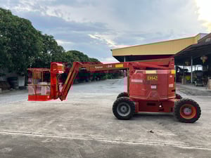 รถกระเช้า GENIE  Z34 -22IC ความสูง 10.4 เมตร  รถเก่านอกนำเข้า  ติดต่อ Line jiraroj2909