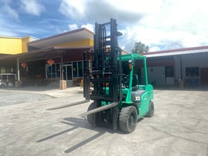 รถฟอร์คลิฟท์ MITSUBISHI FD30NT ยก 3ตัน เสาสูง 4เมตร งาสไลด์ ติดต่อ Line jiraroj2909