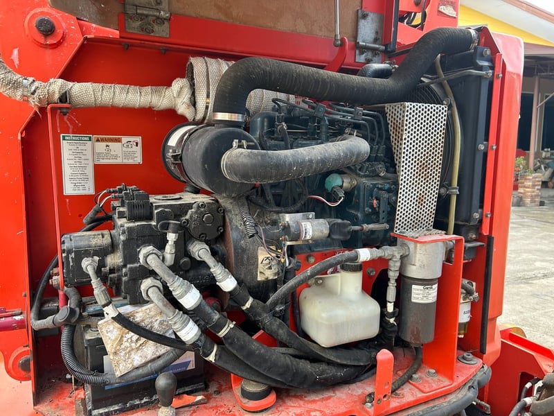 รถกระเช้า GENIE  Z34 -22IC ความสูง 10.4 เมตร  รถเก่านอกนำเข้า  ติดต่อ Line jiraroj2909