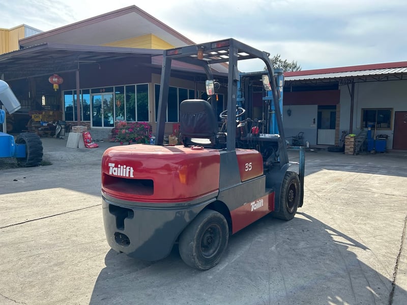 รถฟอร์คลิฟท์ TAILIFT  FD35 ยก 3.5 ตัน   เสาสูง 4เมตร งาไสลด์   ติดต่อ Line jiraroj2909