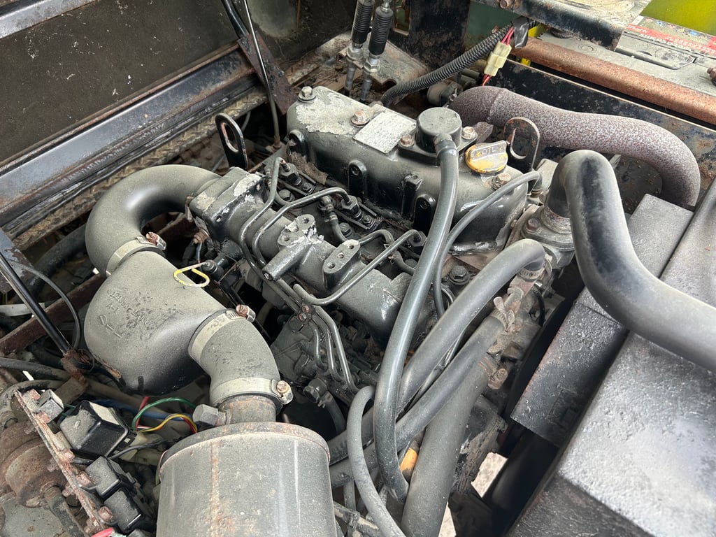 รถตักล้อยาง YANMAR V3-2 บุ้งกี๋ 0.4 คิว รถเก่านอกนำเข้า ติดต่อ Line jiraroj2909 รถตักล้อยาง YANMAR V3-2 บุ้งกี๋ 0.4 คิว รถเก่านอกนำเข้า ติดต่อ Line jiraroj2909