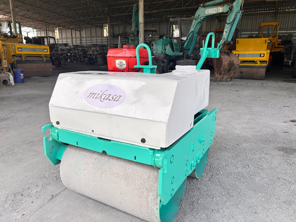 รถบดเดินตาม MIKASA  ติดต่อ Line  jiraroj2909