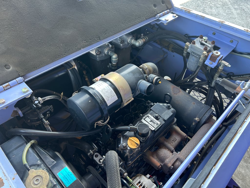 รถบด KOMASTU JV40CW-3 ล้อหน้าเหล็ก ล้อหลังยาง ขนาด 4ตัน ติดต่อ Line jiraroj2909 รถบด KOMASTU JV40CW-3 ล้อหน้าเหล็ก ล้อหลังยาง ขนาด 4ตัน ติดต่อ Line jiraroj2909