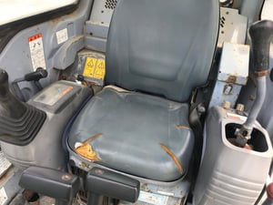 รถแบคโฮ  KOMATSU  PC30MR-1 ขนาด 3ตัน  รถเก่านอกนำเข้า   Line jiraroj2909