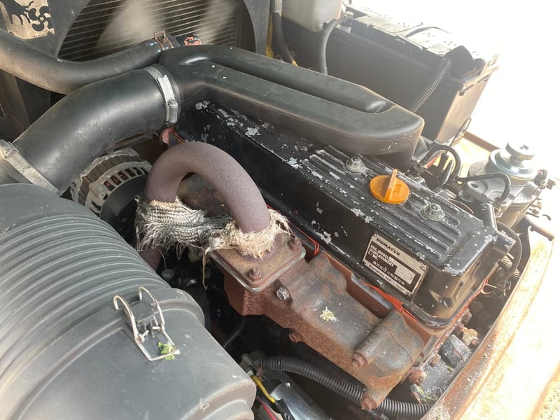 รถฟอร์คลิฟท์ KOMATSU FD25T-14 ยก 2.5ตัน เสาสูง 3 เมตร รถเก่านอก ติดต่อ Line jiraroj2909 รถฟอร์คลิฟท์ KOMATSU FD25T-14 ยก 2.5ตัน เสาสูง 3 เมตร รถเก่านอก ติดต่อ Line jiraroj2909