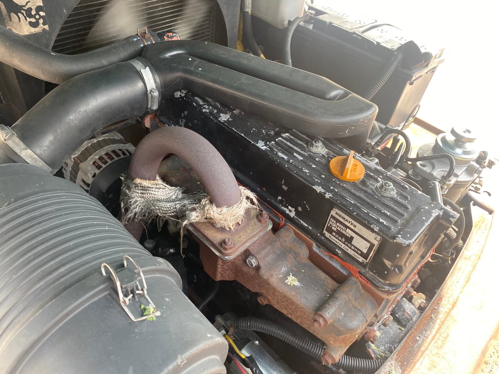 รถฟอร์คลิฟท์ KOMATSU FD25T-14 ยก 2.5ตัน เสาสูง 3 เมตร รถเก่านอก ติดต่อ Line jiraroj2909 รถฟอร์คลิฟท์ KOMATSU FD25T-14 ยก 2.5ตัน เสาสูง 3 เมตร รถเก่านอก ติดต่อ Line jiraroj2909