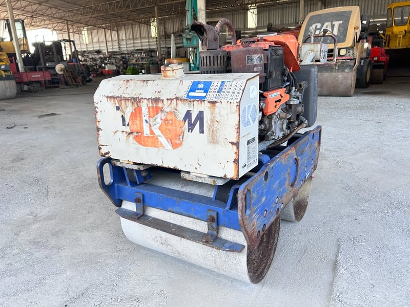 รถบดเดินตาม TACOM TMR55KDS  เก่านอกนำเข้า  ติดต่อ Line  jiraroj2909