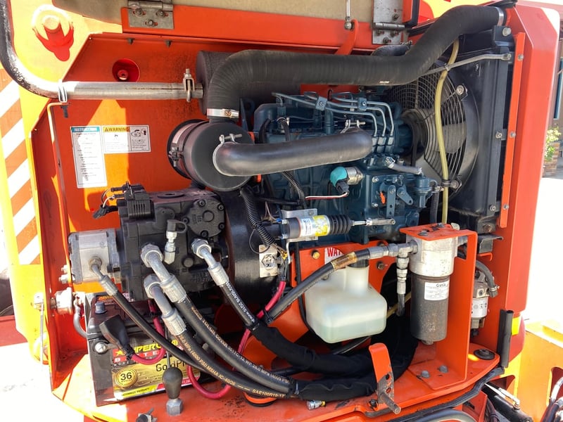 รถกระเช้า GENIE  Z34 -22 ความสูง 10.40เมตร  รถเก่านอกนำเข้า  ติดต่อ Line jiraroj2909