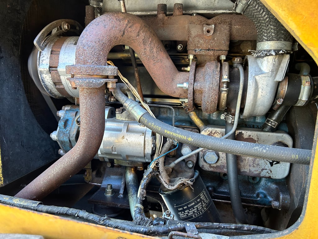 รถตักล้อยาง TOYOTA SDT15 บุ้งกี๋ 1.3 คิว  รถเก่านอกนำเข้า ติดต่อ Line jiraroj2909