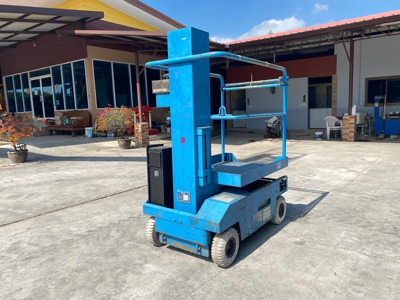 รถกระเช้าไฟฟ้าเสาเดี่ยว 4ล้อ AICHI SV03A ความสูง2.7เมตร รถเก่านอก ติดต่อ Line jiraroj2909 รถกระเช้าไฟฟ้าเสาเดี่ยว 4ล้อ AICHI SV03A ความสูง2.7เมตร รถเก่านอก ติดต่อ Line jiraroj2909