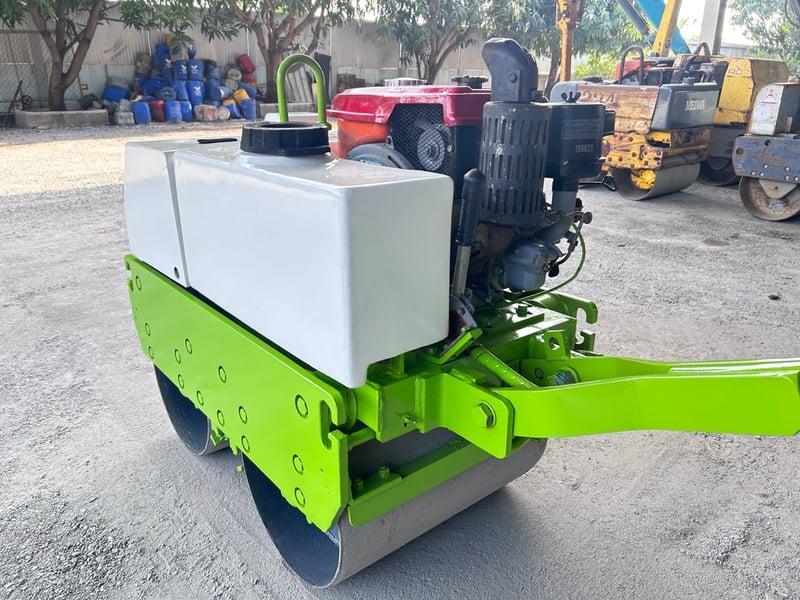 รถบดเดินตาม MIKASA ติดต่อ Line  jiraroj2909