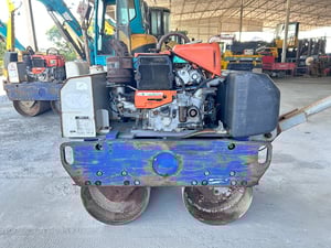 รถบดเดินตาม TACOM TMR55KDS  เก่านอกนำเข้า  ติดต่อ Line  jiraroj2909