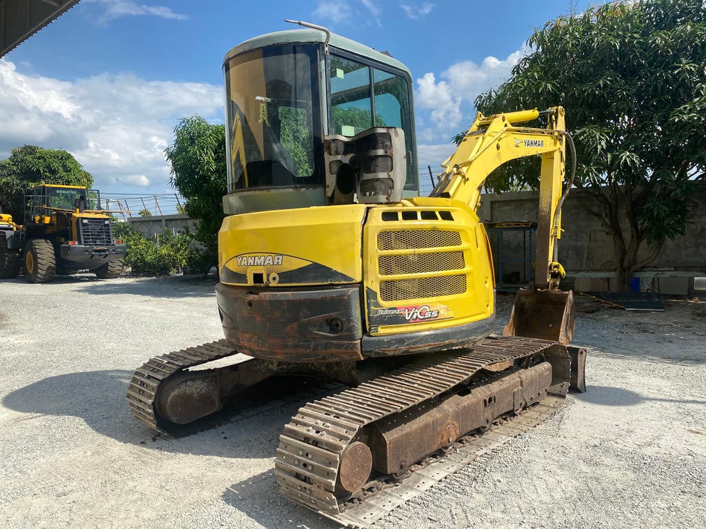 รถแบคโฮ YANMAR  VIO55-5A  ขนาด 5ตัน  รถเก่านอกนำเข้า ติดต่อ  Line jiraroj2909
