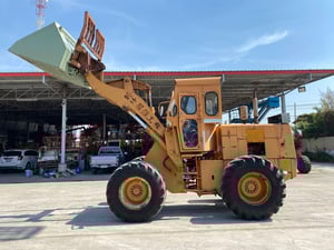 รถตักล้อยาง KOMATSU 510 กรองคู่ บุ้งกี๋ 1คิว รถเก่านอกนำเข้า ติดต่อ Line jiraroj2909 รถตักล้อยาง KOMATSU 510 กรองคู่ บุ้งกี๋ 1คิว รถเก่านอกนำเข้า ติดต่อ Line jiraroj2909