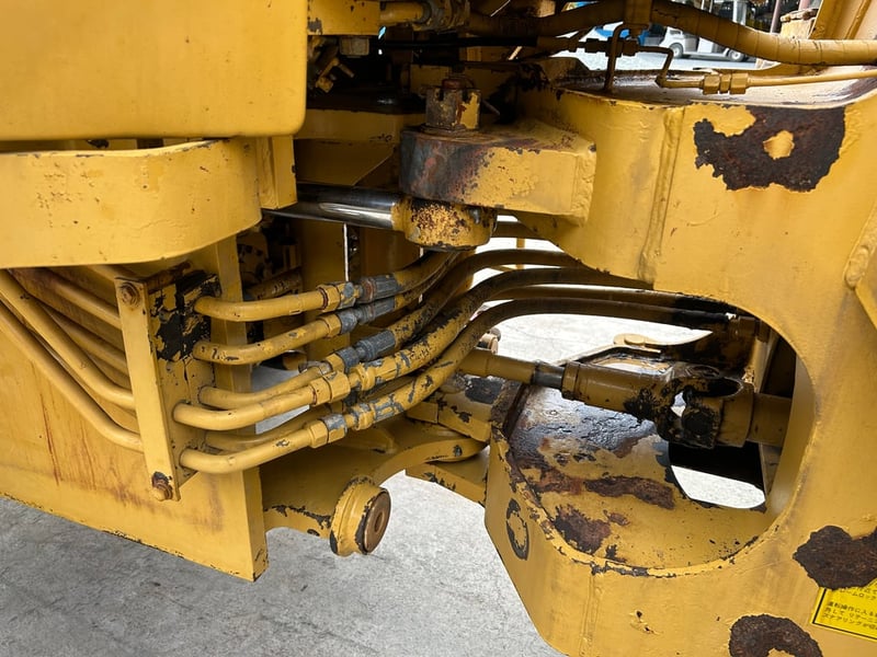 รถตักล้อยาง CAT IT14F บุ้งกี๋ 1.4 คิว ยกสูง 3.6 ม. คอนโทรลเดี่ยว รถเก่านอกนำเข้า ติดต่อ Line jiraroj2909