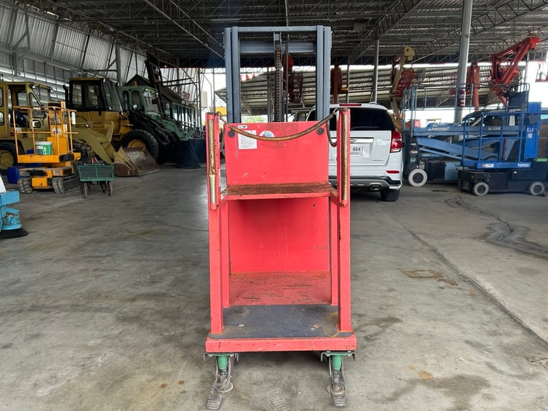 กระเช้าล้อลาก ความสูง 2.6 เมตร ติดต่อ Line jiraroj2909 กระเช้าล้อลาก ความสูง 2.6 เมตร ติดต่อ Line jiraroj2909