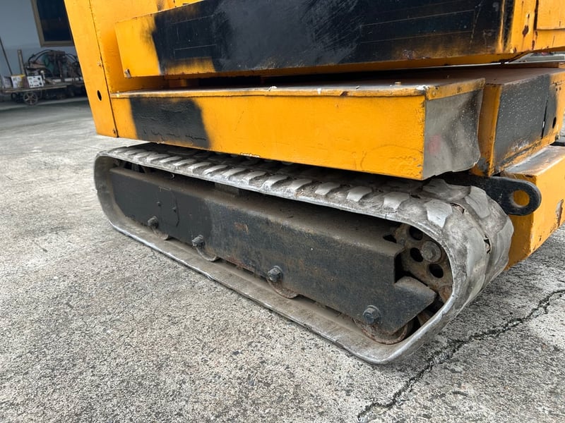 รถกระเช้าไฟฟ้าเสาเดี่ยว แทร็กยาง S-MAC ความสูง 3.8 เมตร รถเก่านอก ติดต่อ Line jiraroj2909