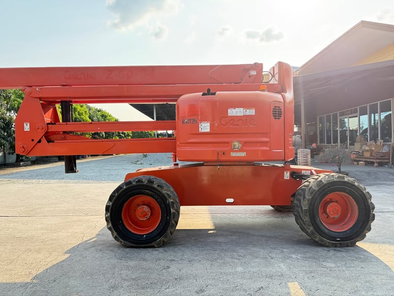 ขายรถกระเช้าบูม GENIE Z60-34 ความสูง 18.3 เมตร รถเก่านอก ติดต่อ Line jiraroj2909