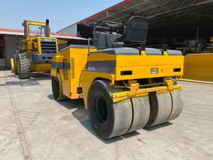 รถบดล้อหน้าเหล็กล้อหลังยาง SUMITOMO HW41VW ขนาด 4ตัน รถเก่านอกนำเข้า ติดต่อ Line jiraroj2909 รถบดล้อหน้าเหล็กล้อหลังยาง SUMITOMO HW41VW ขนาด 4ตัน รถเก่านอกนำเข้า ติดต่อ Line jiraroj2909