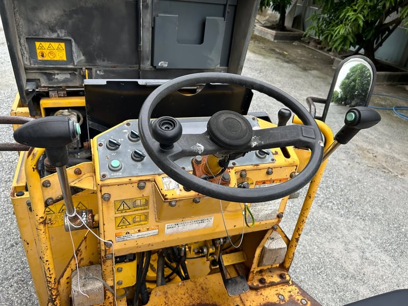 รถบด SAKAI TW350-1 ขนาด 2.5ตัน รถเก่านอกนำเข้า  ติดต่อ   Line  jiraroj2909